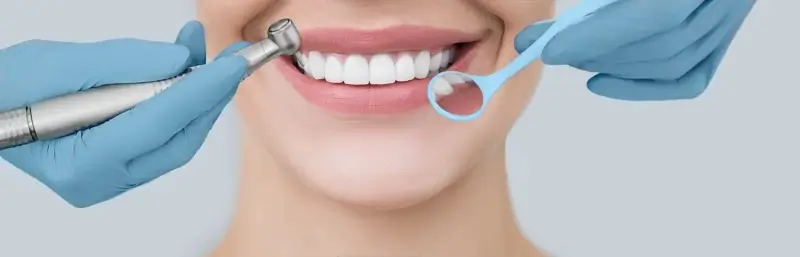Czy z opryszczką można iść do dentysty?