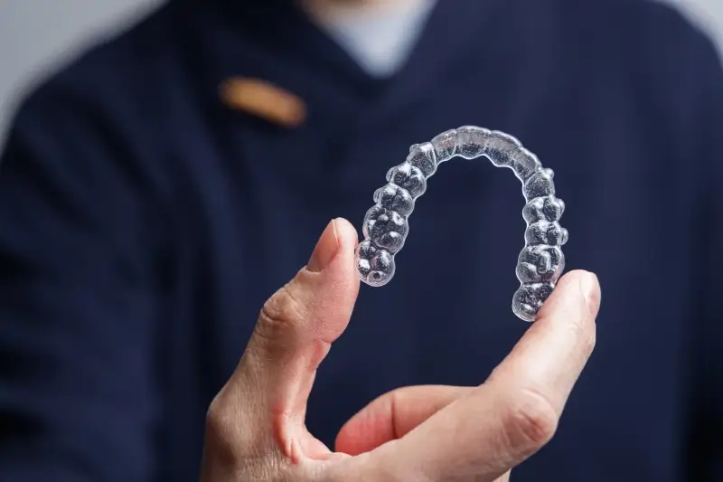 Prostowanie zębów metoda Invisalign